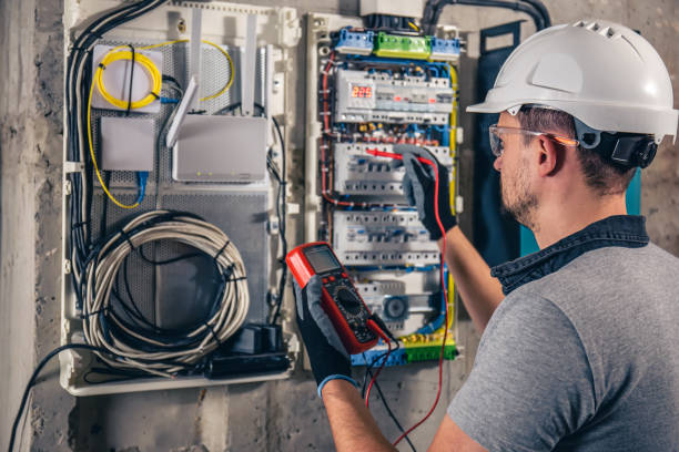 Best 24-Hour Electrician  in Flora, IL